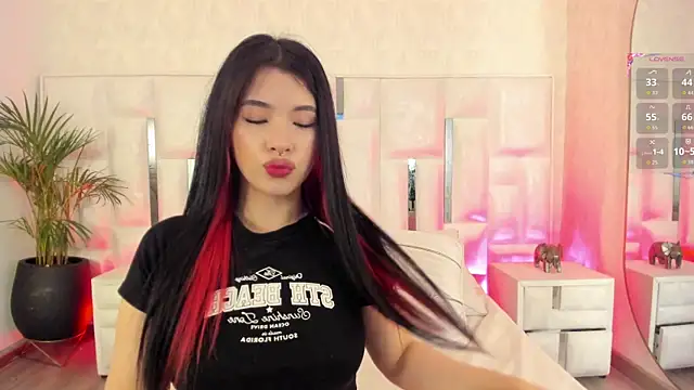 Snapshot of im_nika_ chatting on October 22, 2025, 12:16 pm im nika online show from October 22, 2025, 12:16 pm