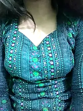 Snapshot of Tapur- chatting on February 13, 2025, 5:54 pm Tapur- online show from February 13, 2025, 5:54 pm