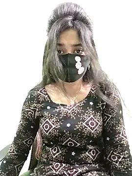 Snapshot of Tapur- chatting on February 15, 2025, 2:11 pm Tapur- online show from February 15, 2025, 2:11 pm