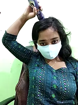 Snapshot of Tapur- chatting on February 16, 2025, 10:21 pm Tapur- online show from February 16, 2025, 10:21 pm