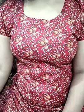 Snapshot of Tapur- chatting on September 15, 2025, 4:18 pm Tapur- online show from September 15, 2025, 4:18 pm