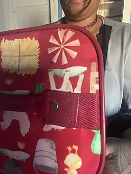 y0urlilgf online show from January 6, 2026, 7:06 pm