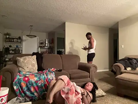 Snapshot of megstarzxxx chatting on January 9, 2025, 3:04 am megstarzxxx online show from January 9, 2025, 3:04 am