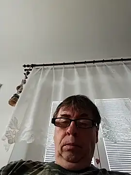 Lisak951 online show from May 19, 2026, 3:40 pm