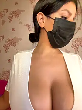 shanelle0 online show from October 20, 2025, 1:39 am