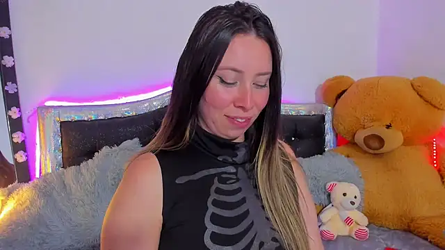 JanneKim online show from December 18, 2024, 6:21 am