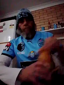 Deonlonely1 online show from June 17, 2026, 3:24 pm