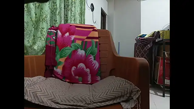 Snapshot of jimmy_indian_bull chatting on November 10, 2025, 9:25 pm jimmy indian bull online show from November 10, 2025, 9:25 pm