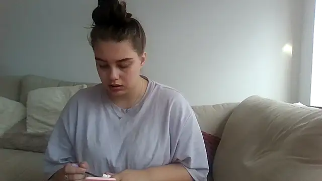 Krystal Tx online show from July 19, 2026, 6:39 am