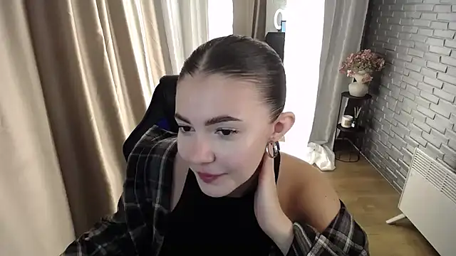 Snapshot of Ritaneer chatting on September 13, 2025, 8:14 am Ritaneer online show from September 13, 2025, 8:14 am