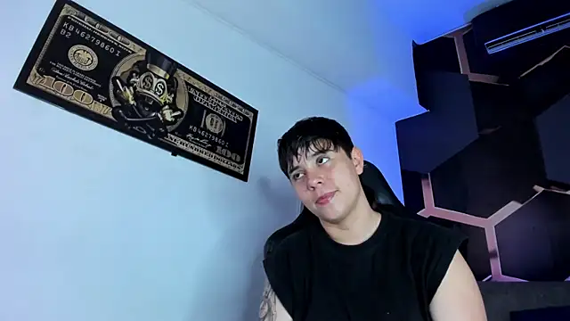 AbbySmiitth  online show from November 24, 2025, 7:13 pm