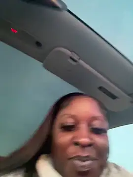 Snapshot of Insultedbalceni chatting on February 26, 2026, 1:37 am Insultedbalceni online show from February 26, 2026, 1:37 am