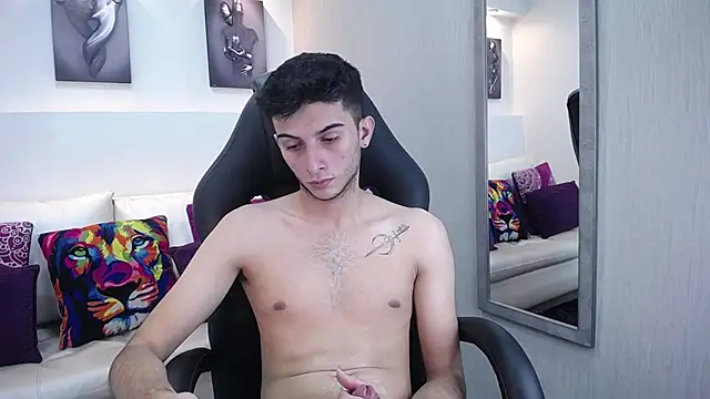 Snapshot of MrWilliseo chatting on March 4, 2025, 10:49 pm MrWilliseo online show from March 4, 2025, 10:49 pm