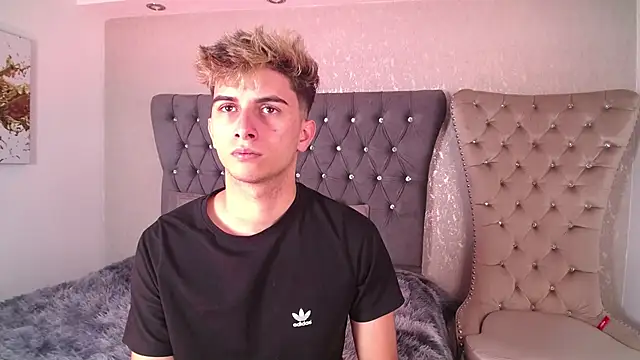 Snapshot of MrWilliseo chatting on September 26, 2025, 2:26 am MrWilliseo online show from September 26, 2025, 2:26 am