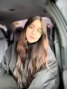 Snapshot of meow_girl chatting on March 1, 2026, 9:44 am meow girl online show from March 1, 2026, 9:44 am