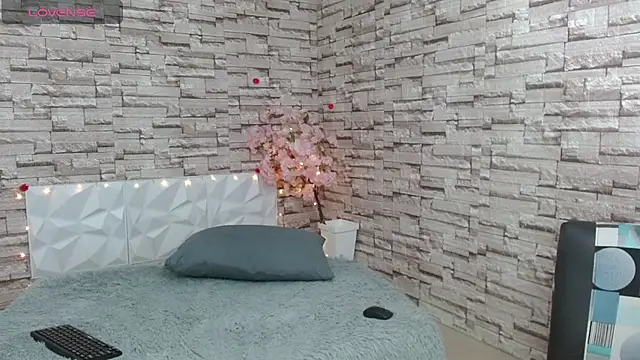 Vanse lust online show from March 22, 2025, 2:16 am