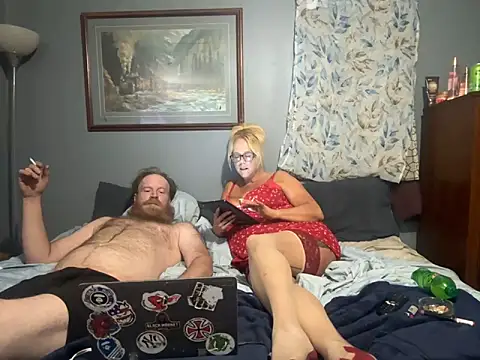 letsgetdirty1981 online show from December 8, 2024, 6:43 am