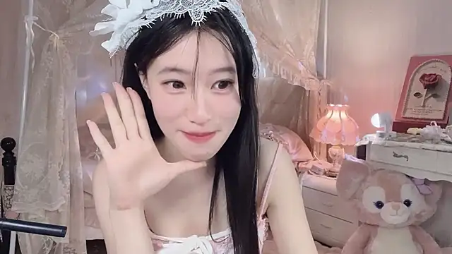 JennieKim RoseannePark online show from December 15, 2024, 5:20 pm