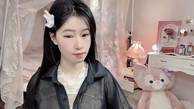 JennieKim RoseannePark online show from December 17, 2024, 2:44 am