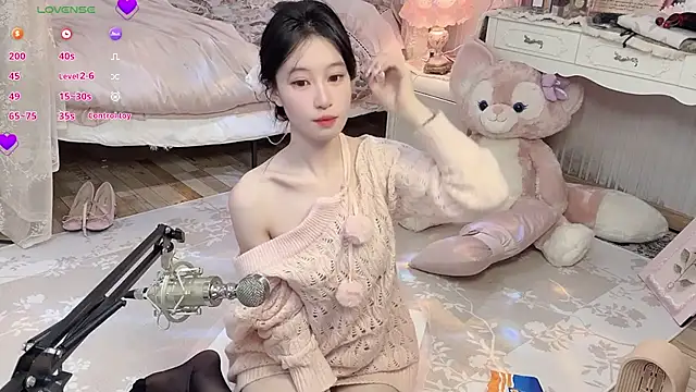 JennieKim RoseannePark online show from December 27, 2024, 4:21 pm