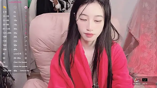 JennieKim RoseannePark online show from February 9, 2025, 2:18 pm