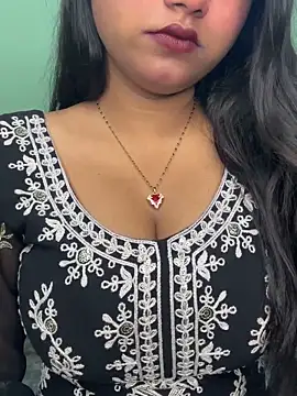 Snapshot of Ishaani_0 chatting on March 26, 2026, 4:34 pm Ishaani 0 online show from March 26, 2026, 4:34 pm