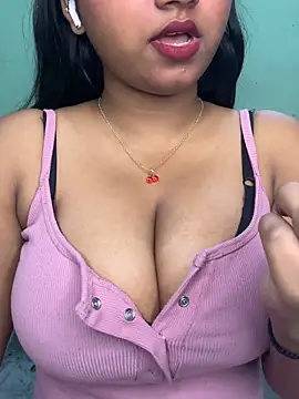 Snapshot of Ishaani_0 chatting on April 11, 2026, 8:57 pm Ishaani 0 online show from April 11, 2026, 8:57 pm