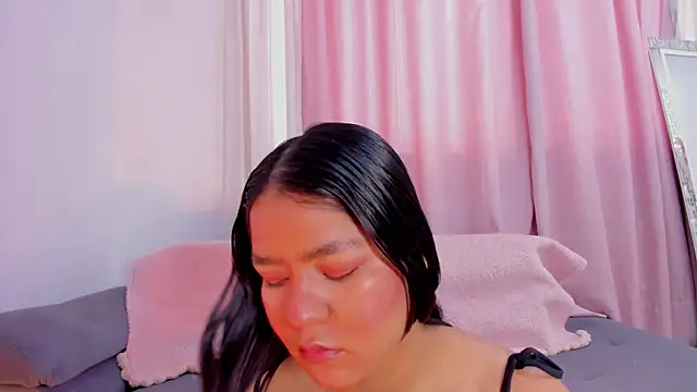 HayamiKioto online show from November 11, 2025, 1:11 pm