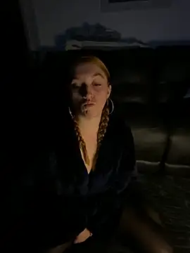 Stoner BarbieXX online show from November 19, 2025, 10:32 pm