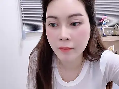 Zozo qq online show from October 29, 2025, 10:50 am