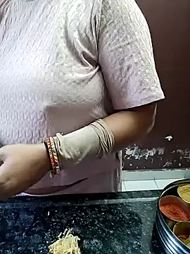 milf-kaira online show from December 4, 2024, 1:58 am