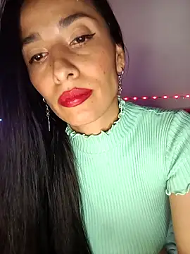 Snapshot of chloewildd_ chatting on May 10, 2026, 10:26 pm chloewildd online show from May 10, 2026, 10:26 pm