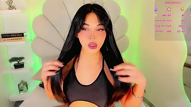 ValentinaMarinn online show from March 24, 2026, 8:03 pm