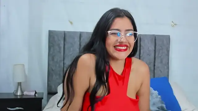 Natalystevens online show from March 16, 2025, 7:06 pm