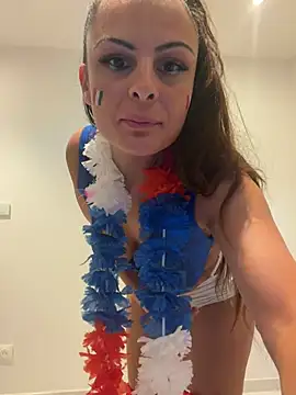 Snapshot of lenalux chatting on June 30, 2026, 7:15 pm lenalux online show from June 30, 2026, 7:15 pm