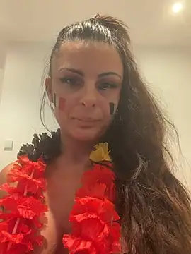 Snapshot of lenalux chatting on July 1, 2026, 8:08 pm lenalux online show from July 1, 2026, 8:08 pm