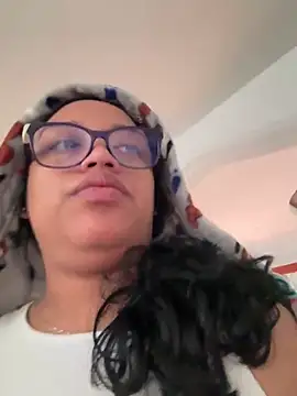 angela angels  online show from December 25, 2024, 5:05 pm