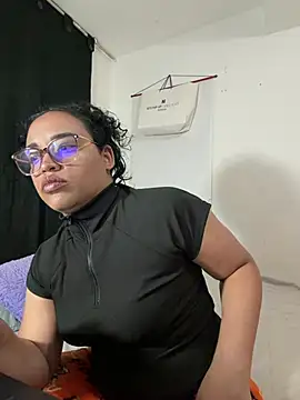 angela angels  online show from May 28, 2026, 1:03 am