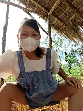 Betty20zx online show from October 20, 2025, 1:17 am