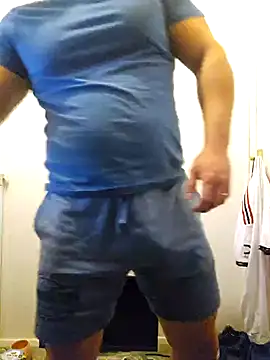 massivemax online show from December 2, 2024, 10:39 am