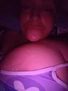 Snapshot of Zamara_milf chatting on July 19, 2026, 1:04 pm Zamara milf online show from July 19, 2026, 1:04 pm