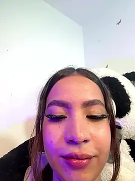 Snapshot of IamSteph13 chatting on January 8, 2026, 4:04 am IamSteph13 online show from January 8, 2026, 4:04 am