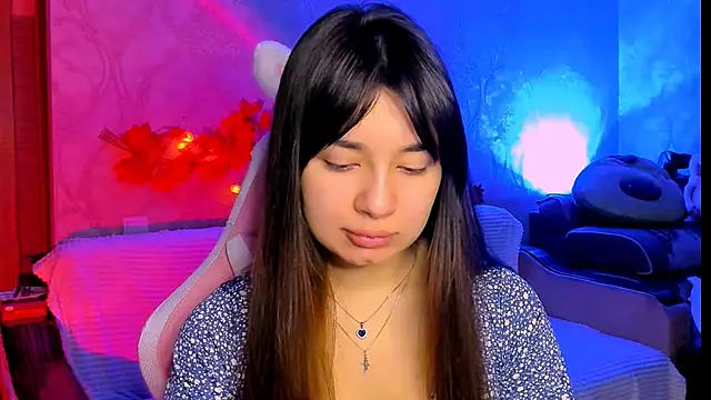 Snapshot of Swee_Alicee chatting on December 27, 2024, 5:20 am Swee Alicee online show from December 27, 2024, 5:20 am