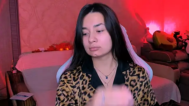 Snapshot of Swee_Alicee chatting on October 6, 2025, 7:55 pm Swee Alicee online show from October 6, 2025, 7:55 pm