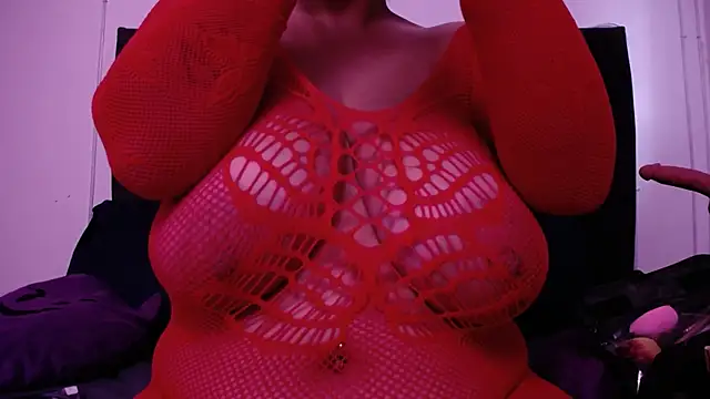 Snapshot of Nicol_Love0 chatting on May 27, 2026, 12:35 pm Nicol Love0 online show from May 27, 2026, 12:35 pm