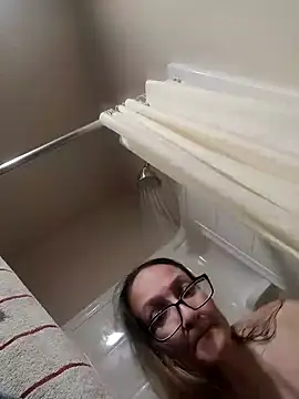 SweetVegasTits online show from December 20, 2025, 1:29 pm