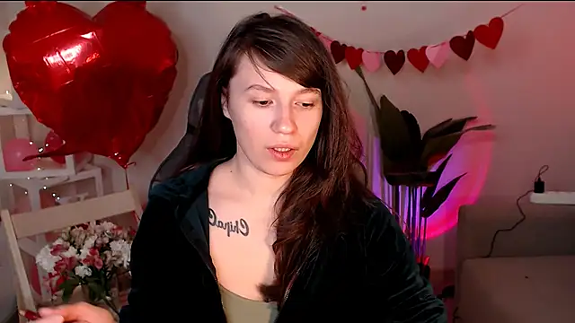 M Sensual online show from April 2, 2026, 7:33 pm