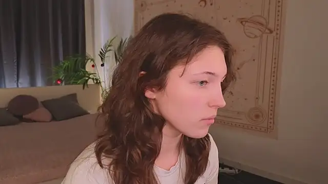 cherry lea online show from January 8, 2025, 7:24 pm