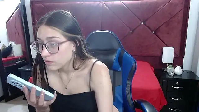 zoe sweet5 online show from January 8, 2026, 8:22 pm