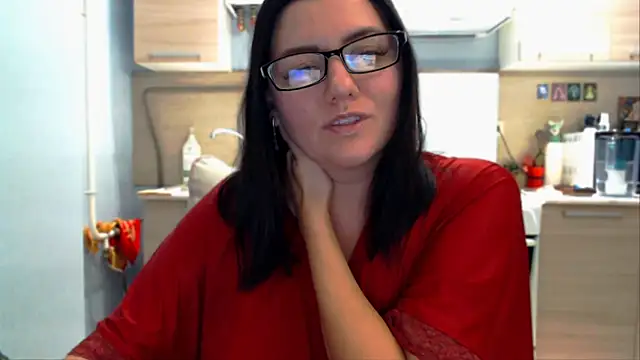 Snapshot of Sophy__soft chatting on December 16, 2024, 7:10 pm Sophy soft online show from December 16, 2024, 7:10 pm